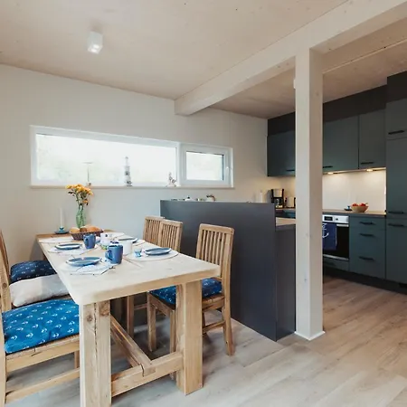 Neu Rügen Resørt Großzügiges, Gemütliches Familienhaus Nilla Mit Terrasse Сasa de vacaciones Sagard